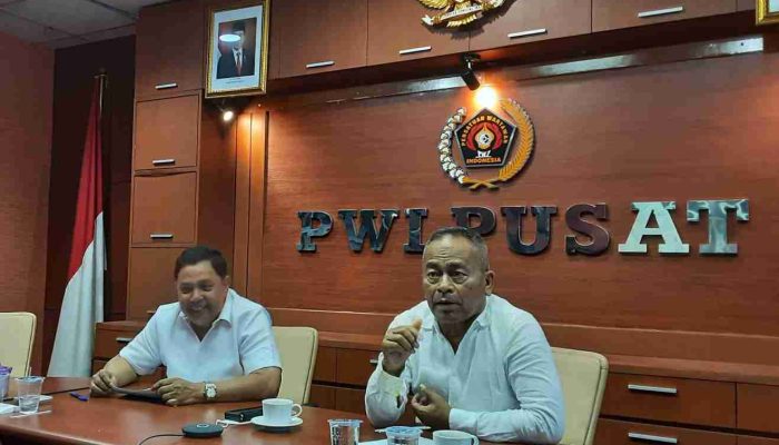 Pelaku Belum di Tangkap, Ketum PWI Minta Kapolri Atensi Kasus Penikaman Wartawan